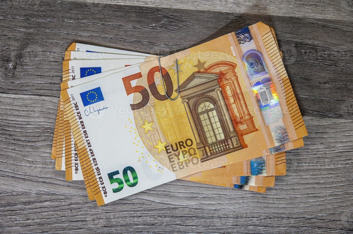 ACHETEZ DE FAUX BILLETS DE 50 EUROS INDÉTECTABLES ET D'APPARENCE RÉALISTE - FAUSSE MONNAIE DE HAUTE QUALITÉ