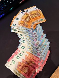 Αγοράστε πλαστά χρήματα υψηλής ποιότητας – Πλαστά χρήματα προς πώληση