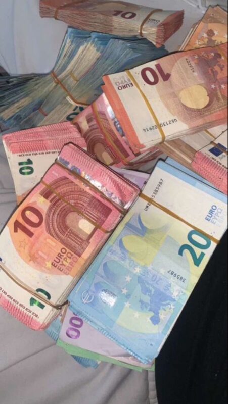 Kauptu falsaða peninga í fyrsta flokki – Falsaða peninga til sölu